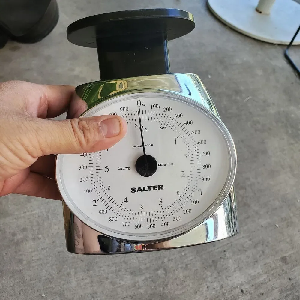 SALTER MECHANICAL SCALE TO 6.5' - RECIPE WEIGHTS OR MEASURE YOUR SERVING SIZES